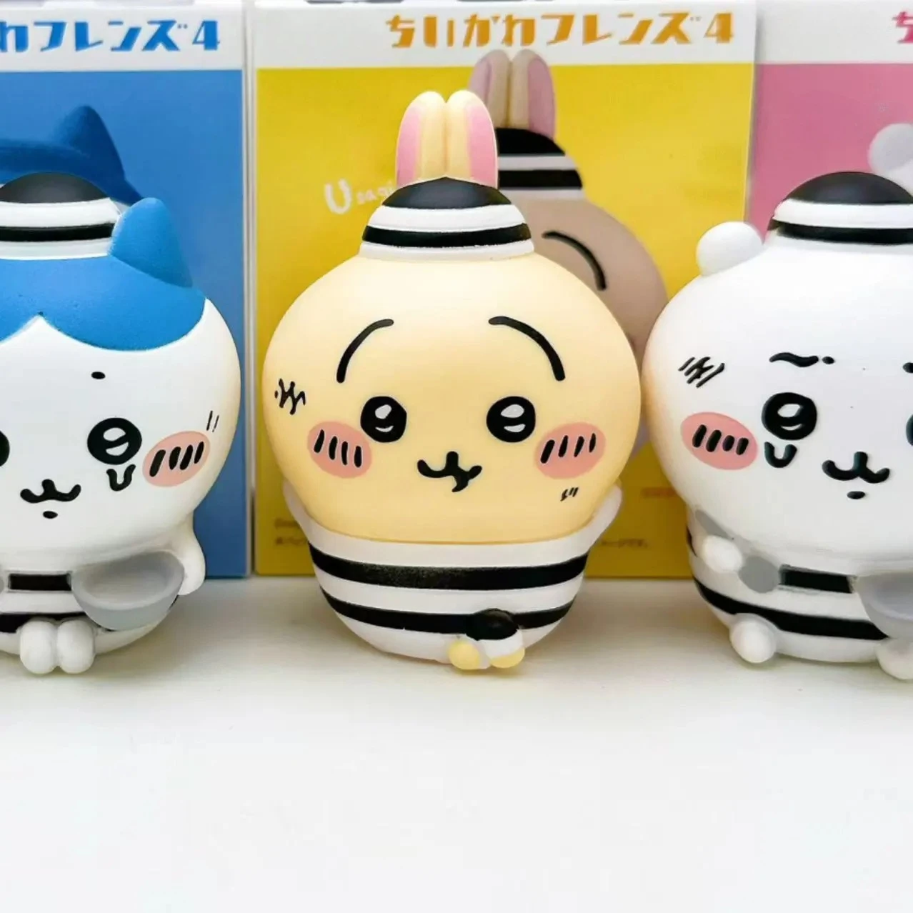 CKW JIYI Friends Series 4 Blin - Figure Display Box recensie en prijs